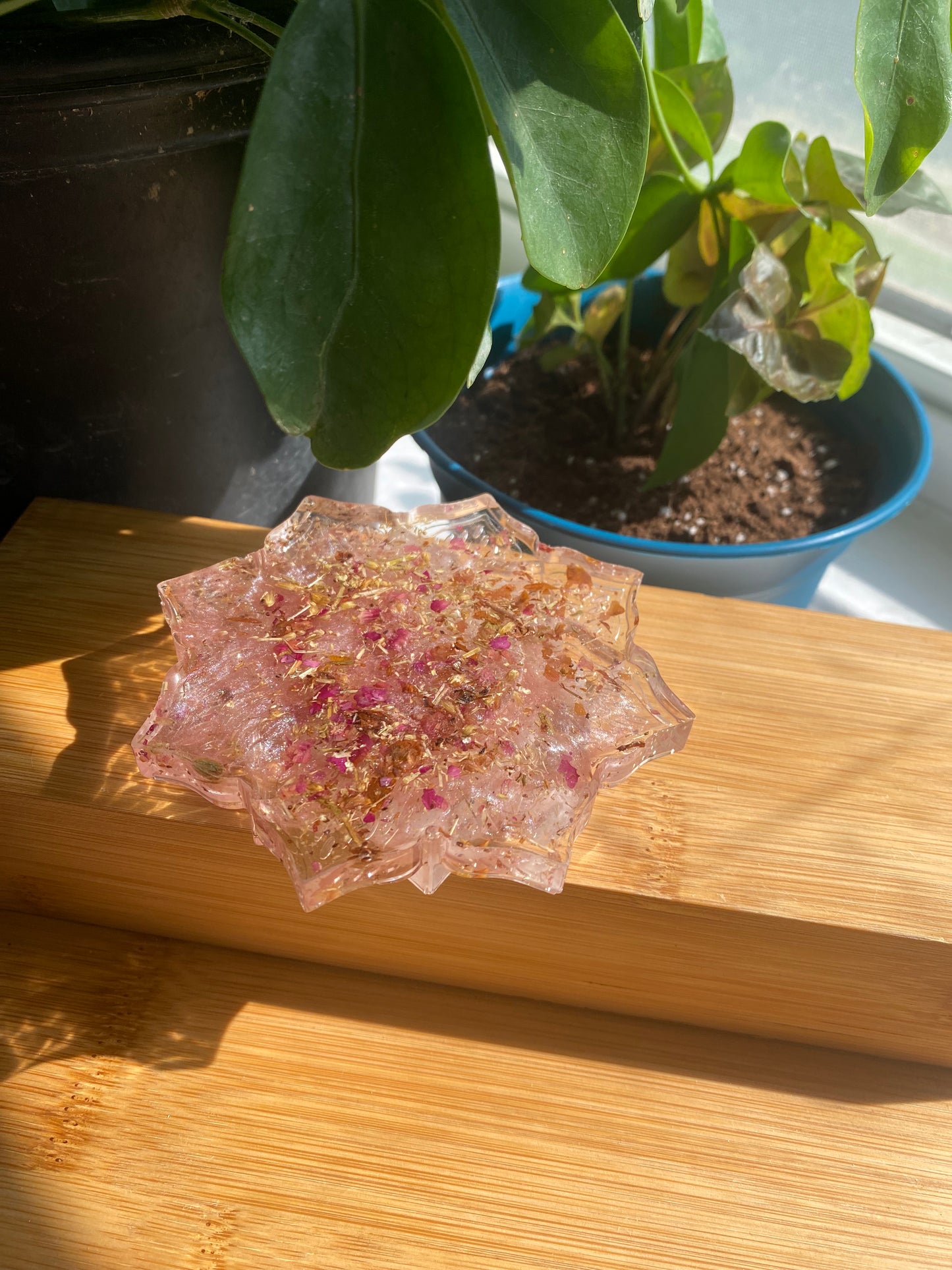 Enchanted Candle Holder: Self-Love Enchantment Candle Holder with Rose Quartz, Yarrow, Rose Petals, and Pink Mica