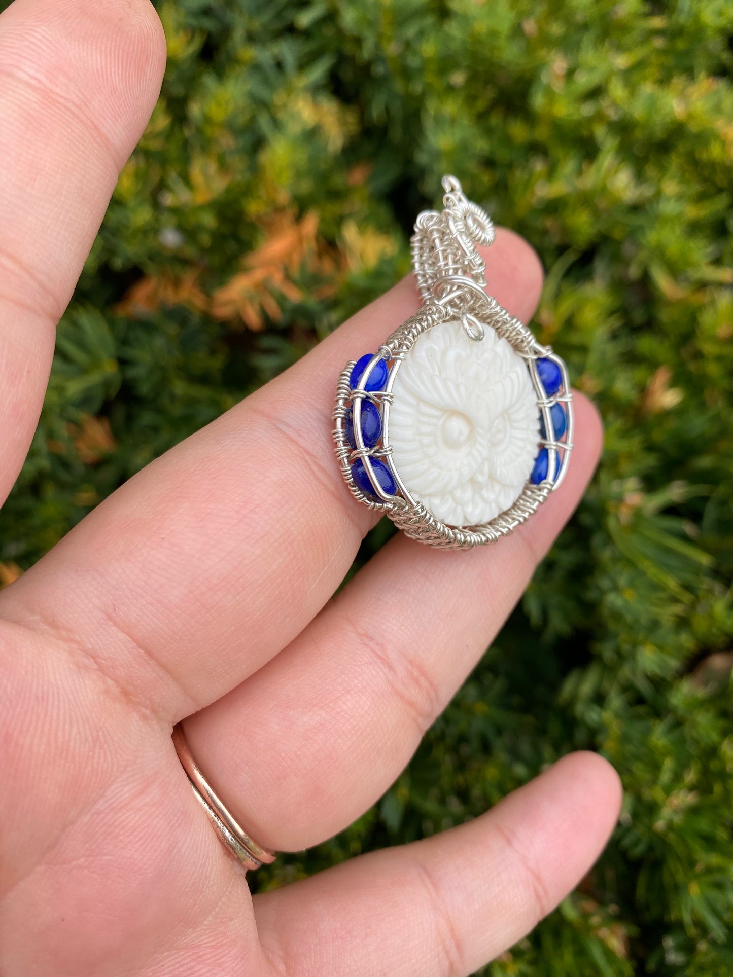 Wise Owl Lapis Lazuli Wire-Wrapped Pendant: Artistry in Harmony with Nature
